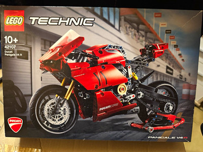 LEGO Technic 42107 Ducati Panigale V4 R Motorrad Set 646 Teile 10+