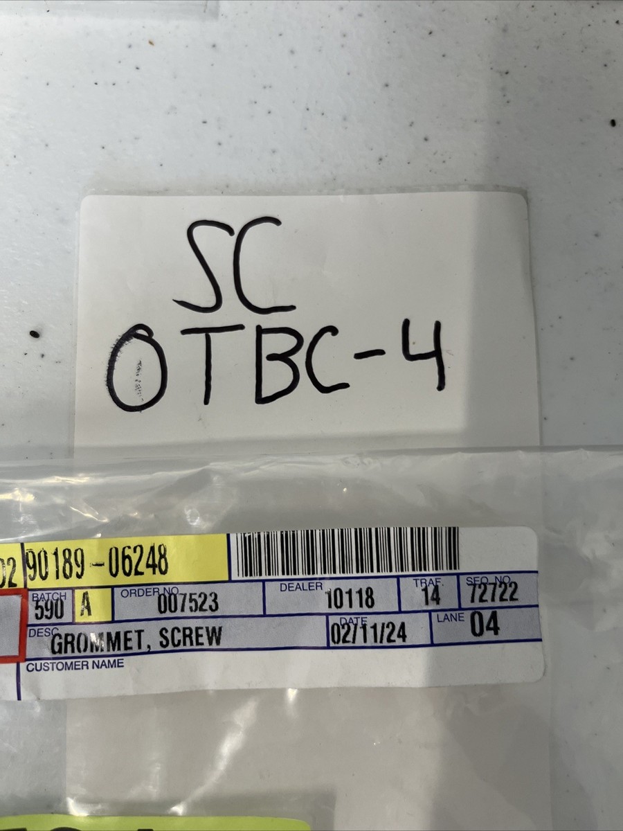 GENUINE TOYOTA LEXUS OEM 90189-06248 Screw Grommet Door Trim
