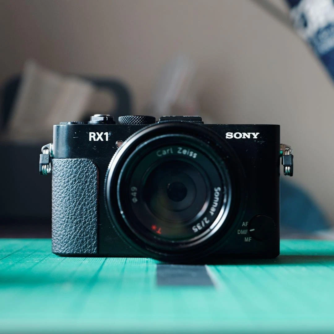Sony DSC-RX1 20-29.9MP Digital Cameras for Sale | Shop New & Used
