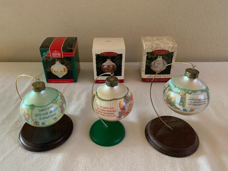 Hallmark - Betsey's Country Christmas - 1992-1994 (3) New