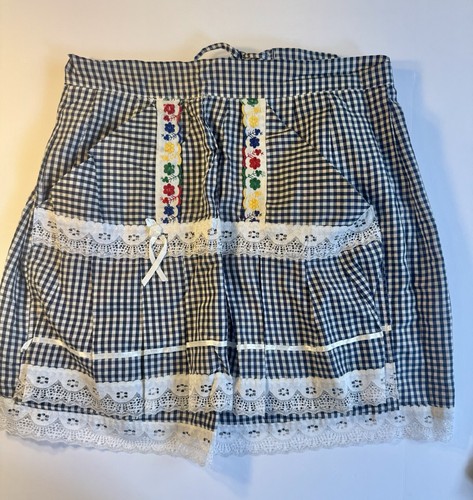 Vintage Handmade Apron Gingham Check Embroidery Lace Cottage Core Farmhouse Navy - Picture 11 of 11