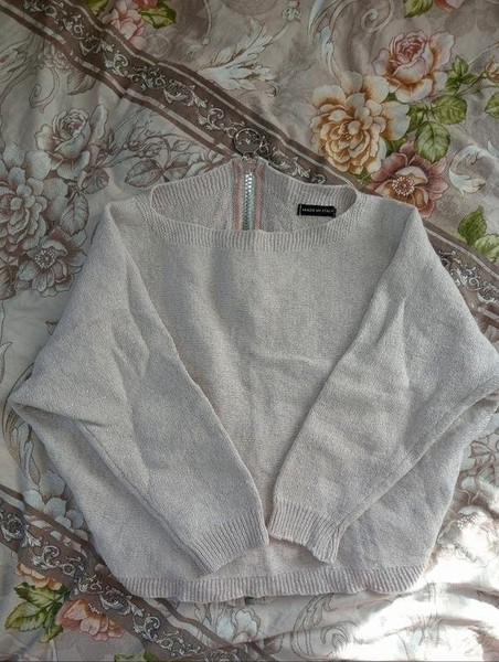 Women Ballin Sweater Pink Acrylic 34 / XS / 42