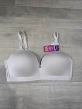 Maidenform Wireless Bra Soft Stretch Comfort Everyday Luxe Size 38D