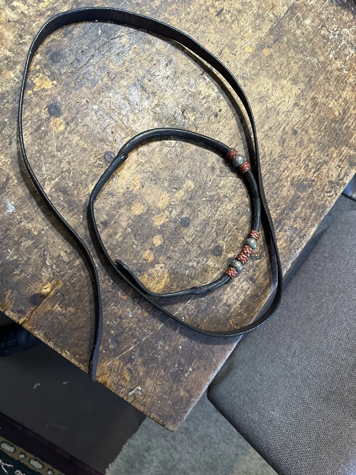 Riendas occidentales marrón con cuentas redondas de colores y bolas redondas de plata Foto 2 de 4