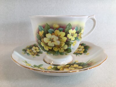 ROYAL ALBERT Bone China Teacup & Saucer BLACK EYED SUSAN