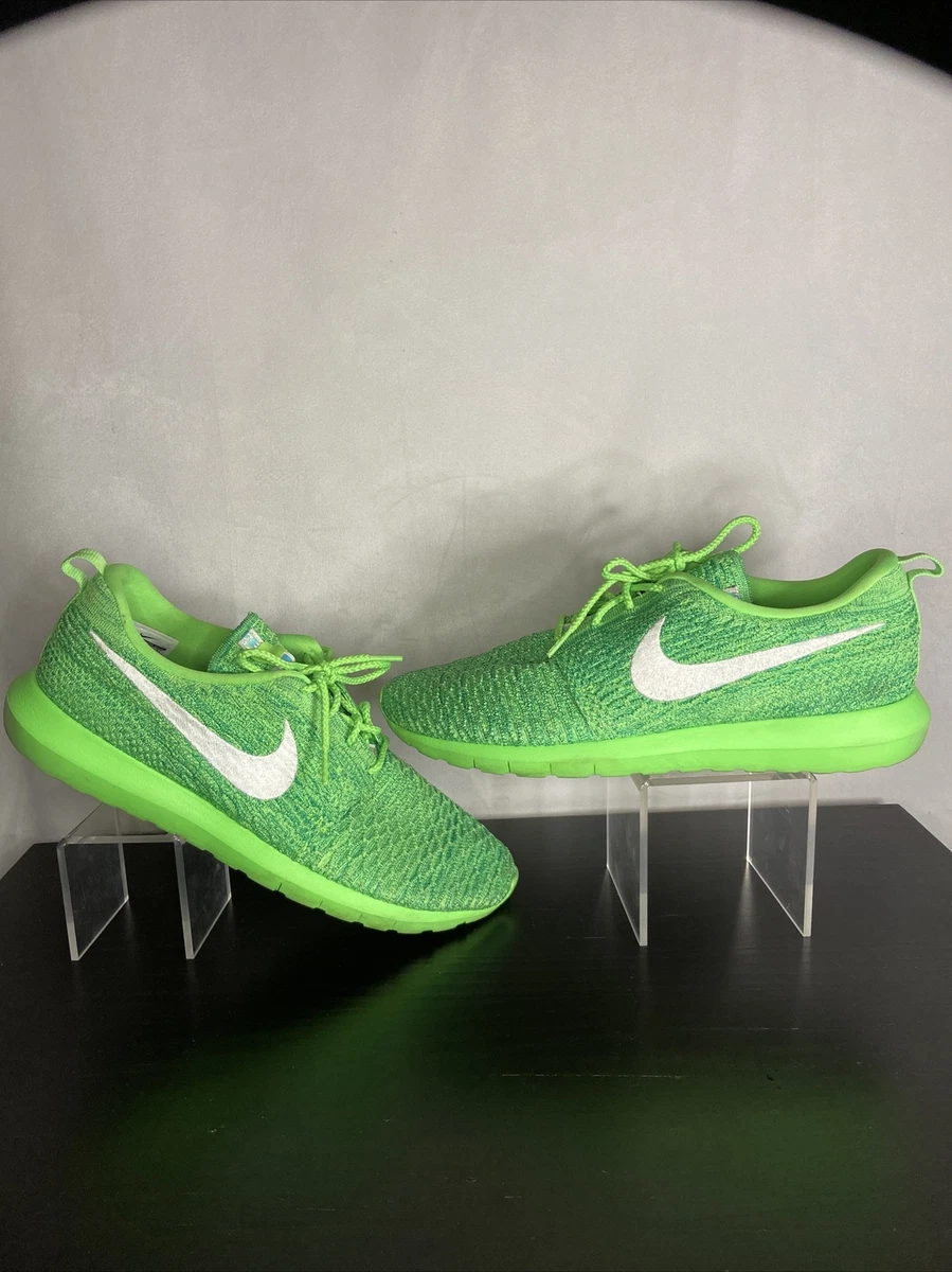 Green nike hotsell roshe