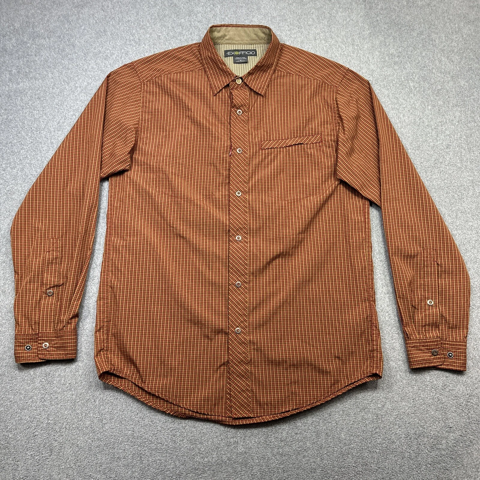 Exofficio Shirt Men Medium Red Plaid Snap Zip Pocket Outdoor Hiking Vented Fish