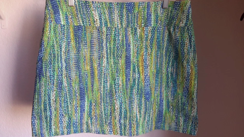 Falda corta de golf Courtenay para mujer talla 14 verde motley rayón nailon usada Foto 2 de 4