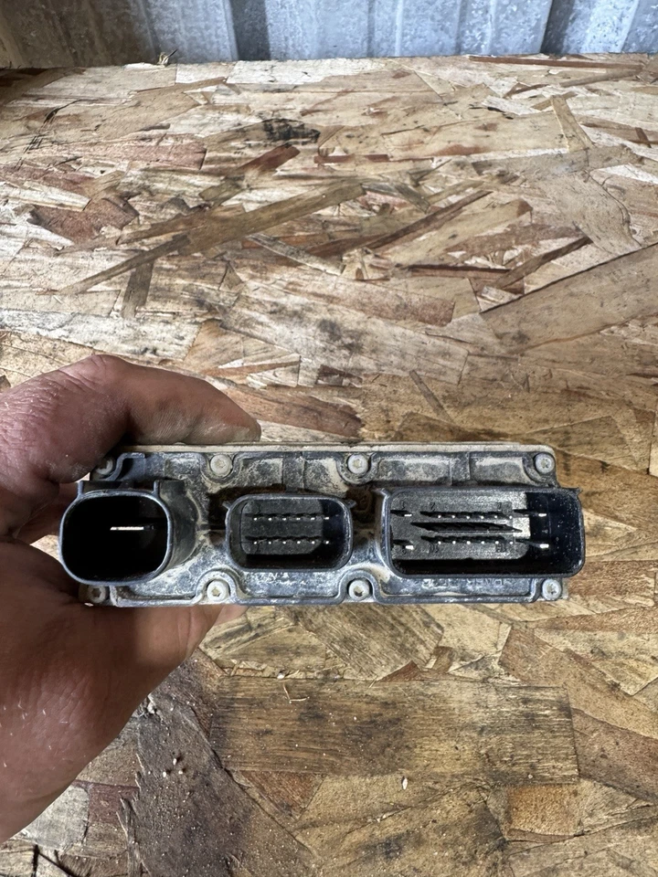 Módulo de control de bujía incandescente Ford 6.7 F250 F350 2011-15 0281003102 Foto 3 de 4