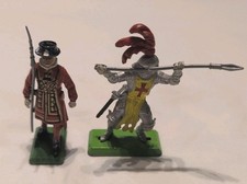 Vintage England Britains 1986 English Royal Guard  Silver Knight Metal Figures