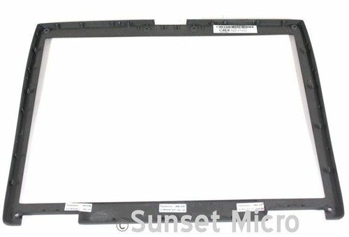 Genuine Dell Latitude D610 Laptop LCD Front Trim Bezel Cover CD635 C4703 - Picture 2 of 3