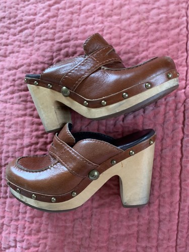 ugg platform clogs