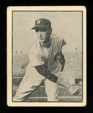 1952-53 Parkhurst Hockey Cards 24