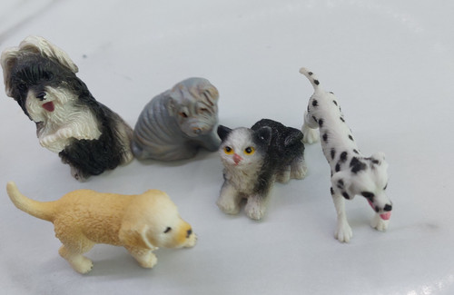 Schleich Yellow Labrador Puppy D-73527 & 4 Other Animals Shar-pei, Shih Tzu, Cat