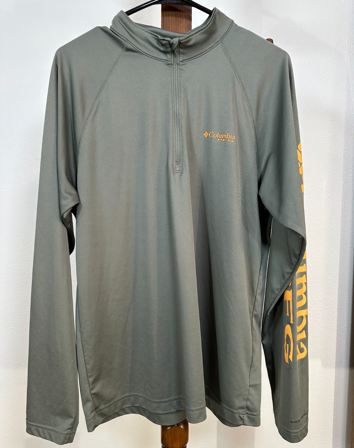 Columbia 1/4 Zip Pullover Men's M Green Omni-Wick Long Sleeve Logo Shirt