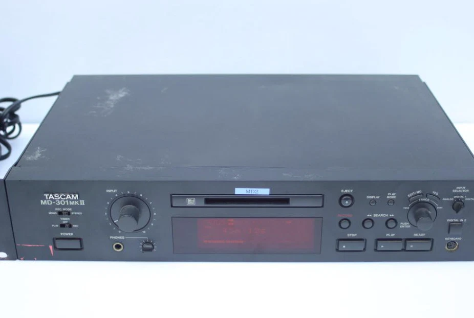 TASCAM MD-301MKII Professional Mini Disc Recorder TEAC AC100V 50/60Hz 13W - Photo 3/4
