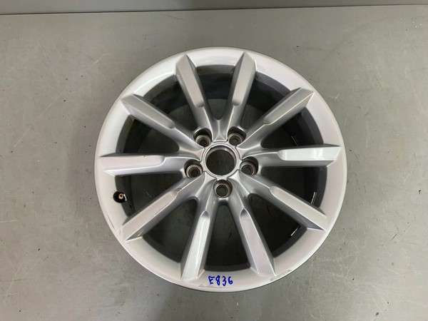 1X Cerchio In Lega 17 Pollici 7.0" 5X112 43ET 8U0601025S Audi Q3 Rim Wheel-image