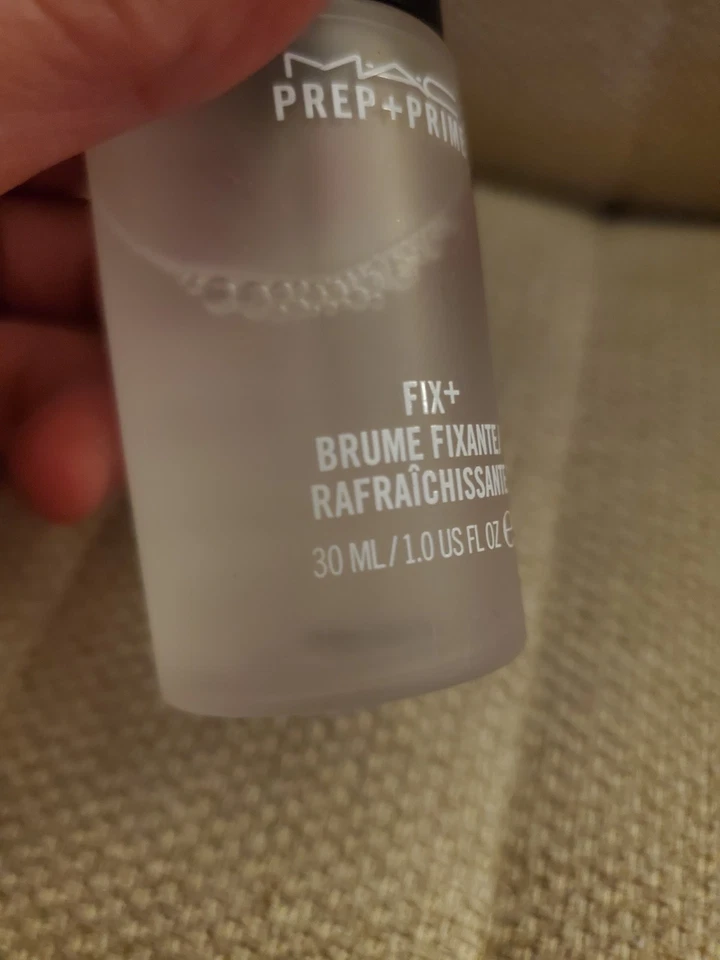 MAC Prep+Prime Fix+ Brume Fixante - 30 ml/1 oz (NUEVO, SIN CAJA) - TAMAÑO DE VIAJE Foto 2 de 2