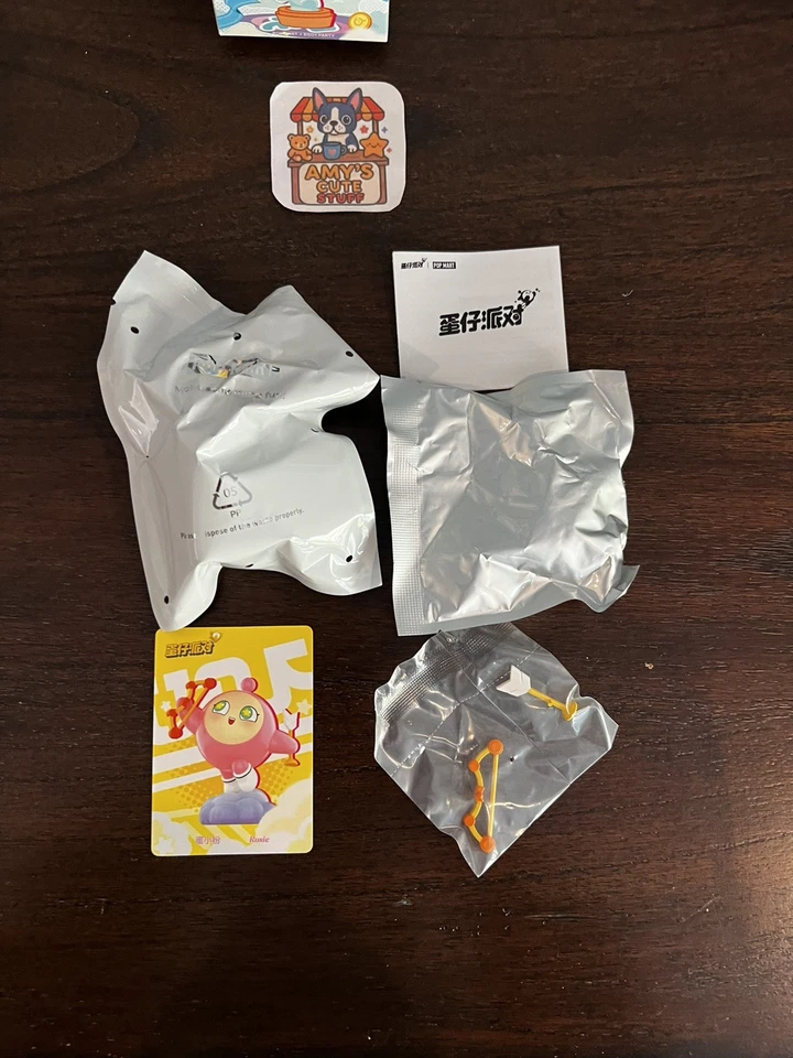 Fiesta de huevos colorido Playland clásico Pop Mart - Rosie rosa regalo de vacaciones  Foto 2 de 2