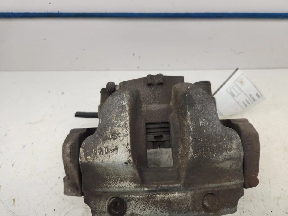 乘客右卡钳正面适合 16-22 沃尔沃 XC90 797023 — 第 2/3 张图片