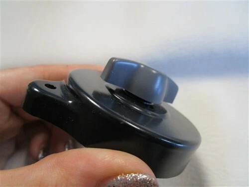 TAPA COMBUSTIBLE MERCURY 18962M BARCO MARINO Foto 4 de 4