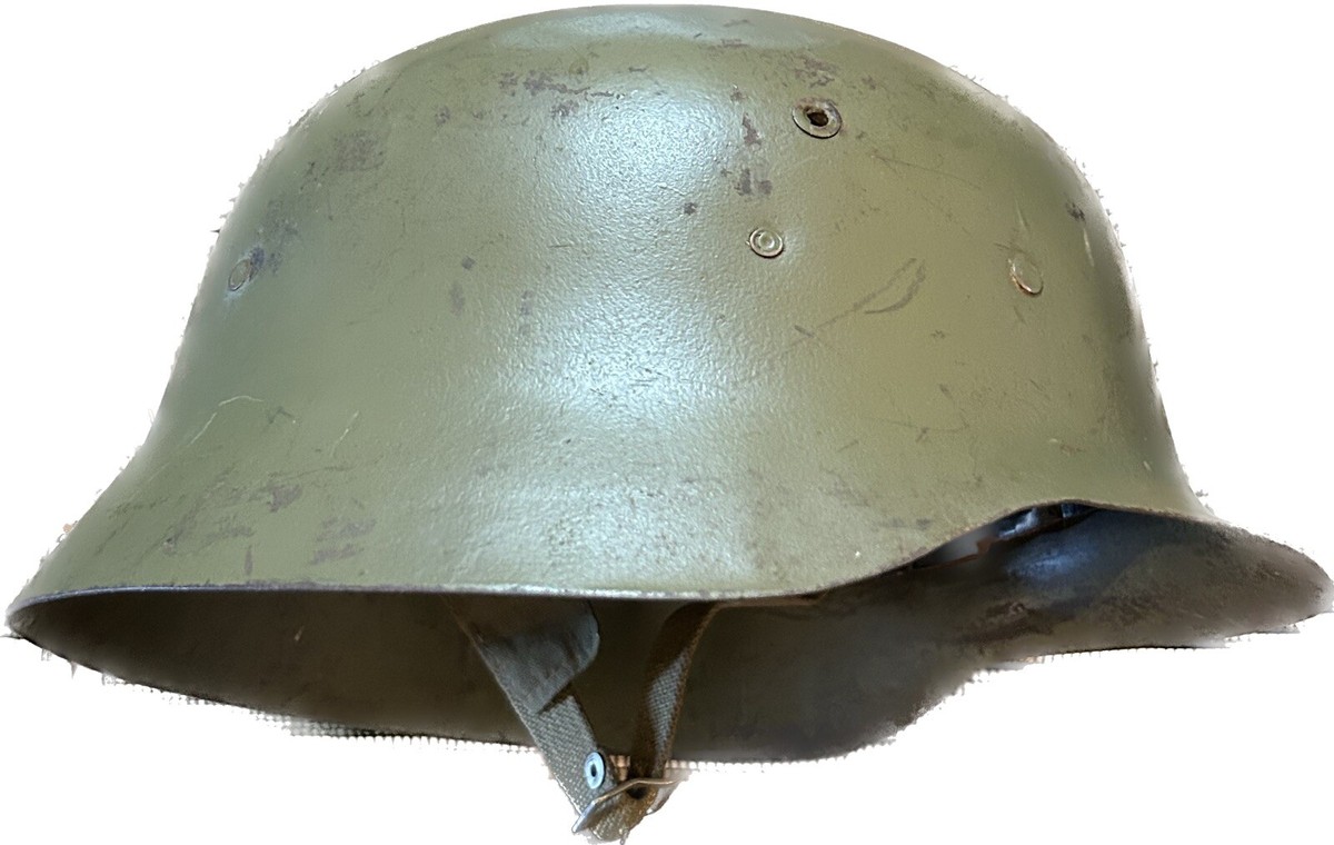 The History of the Steel Helmet　軍用　ヘルメット The History of the Steel Helmet 軍用 ヘルメット