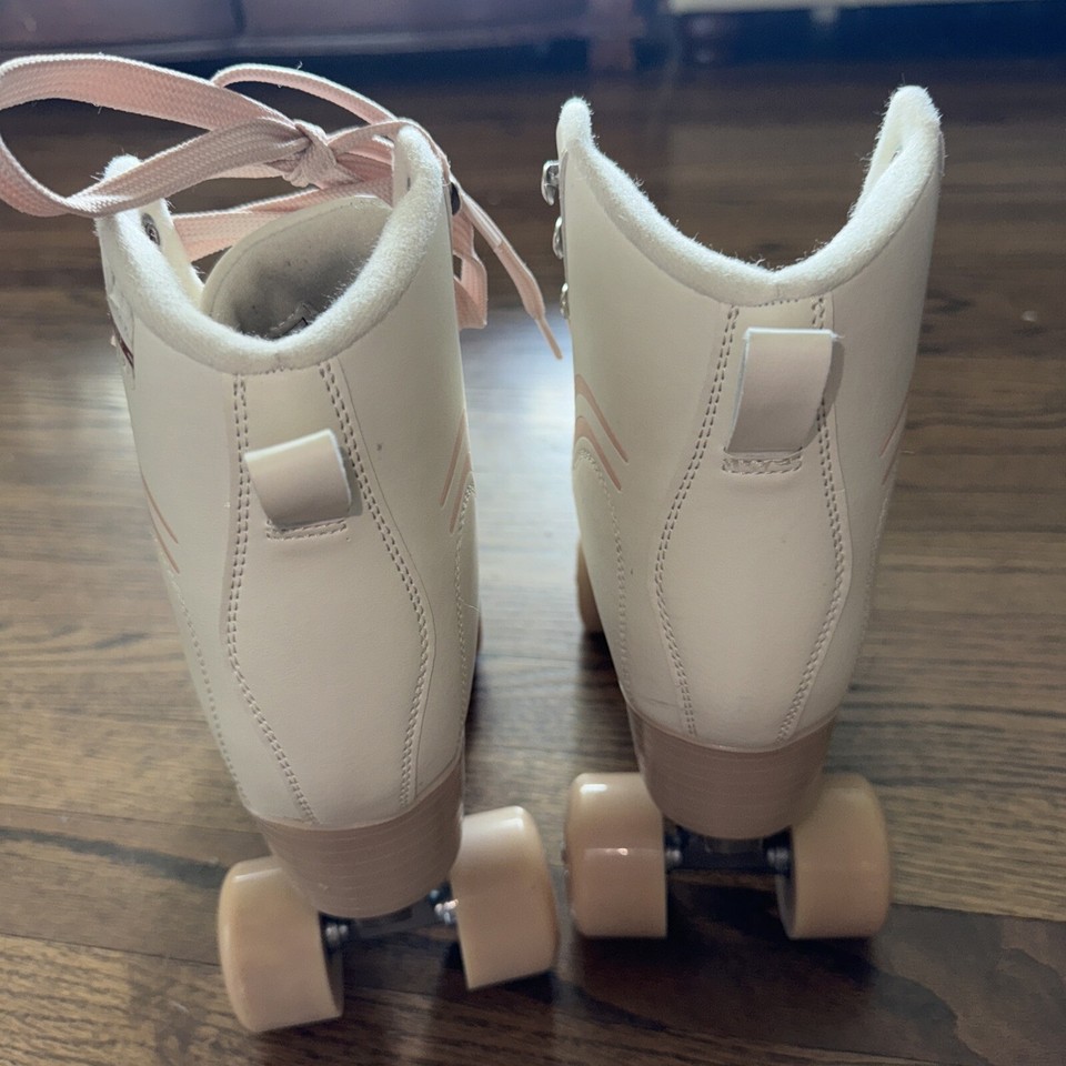 Altar'd State Roller Skates Size Women’s 9 Pink White Cream Front Stop