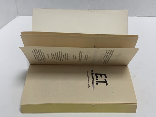 E.T. El libro de bolsillo extraterrestre basado en película 1982 de Berkley Spielberg - Imagen 11 de 12