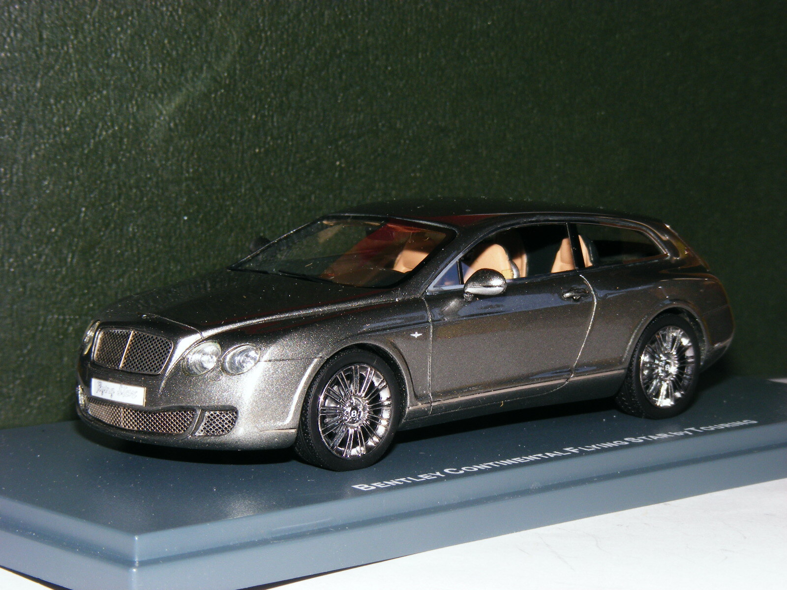 Neo 44215 2010 Bentley Continental Volar Estrella por Touring 1 43 gris Metalizado ¡no ser extrañado! Neo Neo Neo 44215 2010 Bentley Continental Volar Estrella por Touring 1 43 gris Metalizado venta con descuento