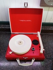 realistic turntable