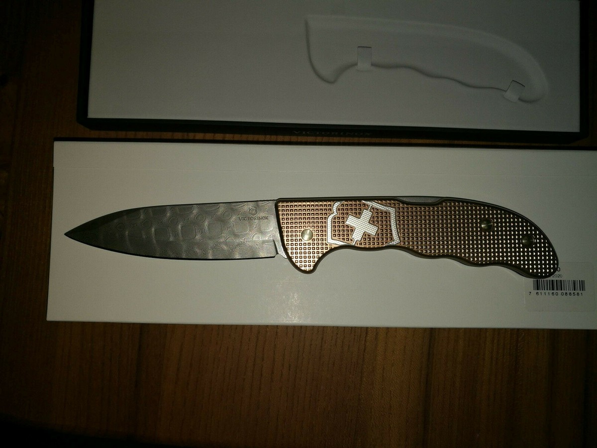 Victorinox Hunter Pro Alox Damast Damascus Limited Edition 2020 - Main Image