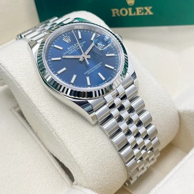 New, unworn Rolex Datejust 36mm - Jubilee - Fluted Bezel, Blue Dial. Ref. 126234