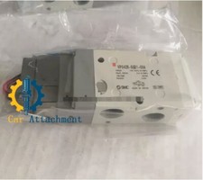 ONE Brand new SMC Solenoid valve VP542R-5GD1-03A