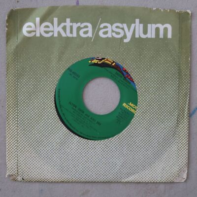 ELTON JOHN DON'T GO BREAKING MY HEART/SNOW QUEEN VINYL 45 ROCKET VG 16-155