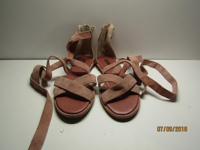 louise et cie hanya block heel sandal