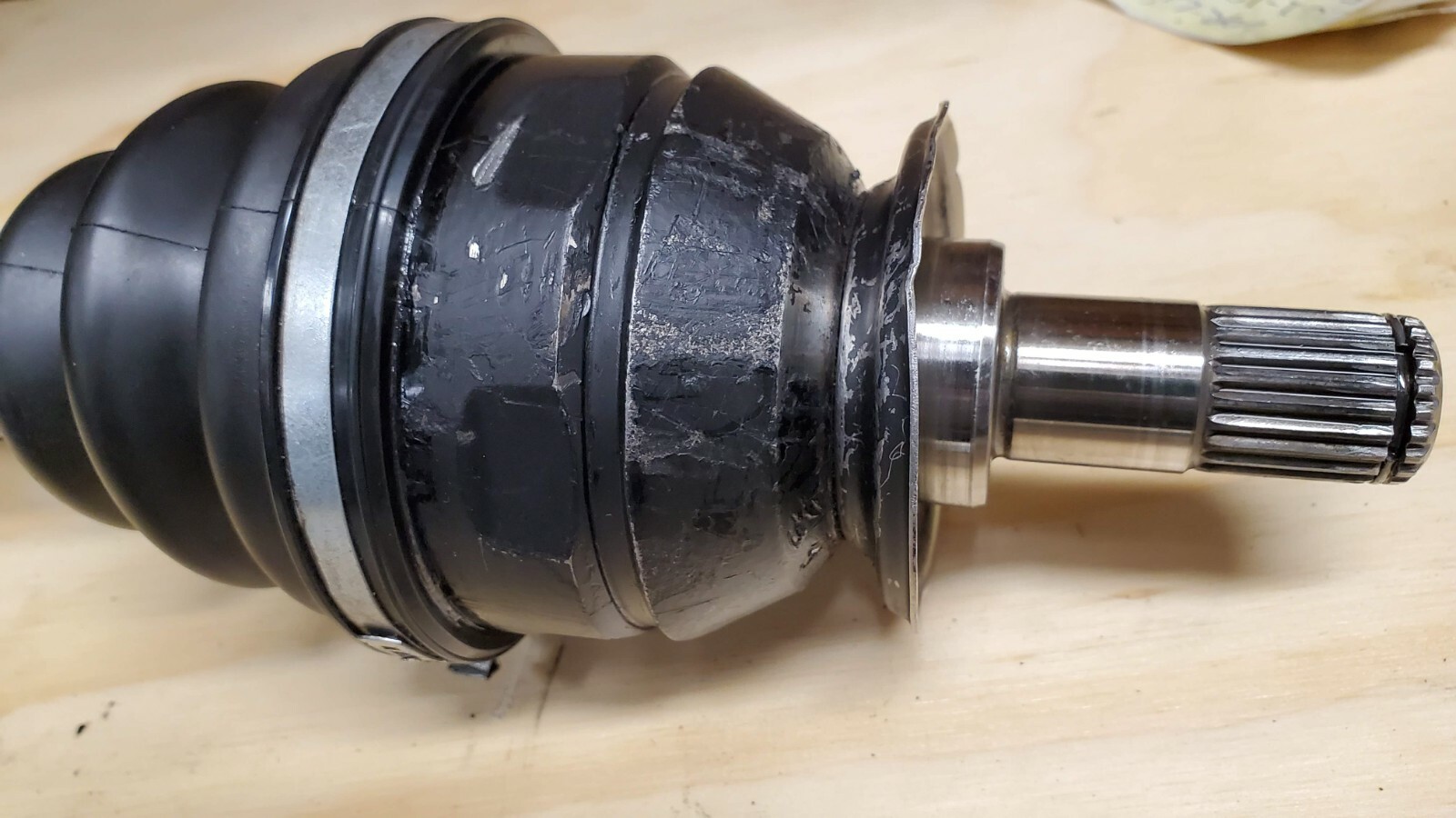 Original BMW i8 I12 I15 Drive Shaft Output Shaft Front Right 8611322  -AS IS- 