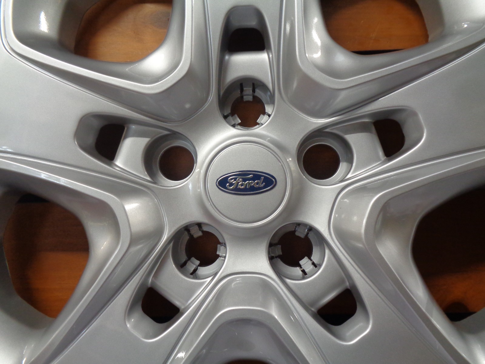 NEW Set of (4) BoltOn Ford Fusion 2010 2011 2012 17" Hubcaps Wheel Covers 7052 eBay