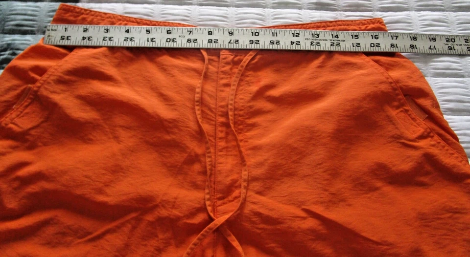 Женские короткие шорты Catalina с большими оранжевыми нейлоновыми карманами - Изображение 4 из 4