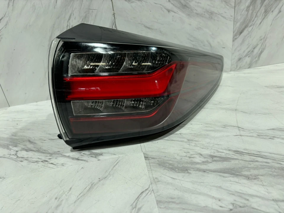 Conjunto de luz trasera exterior Nissan Murano 2019-2023 OEM pasajero derecho LED completo Foto 4 de 4