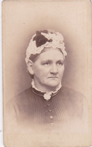 CDV FOTO.  SAD LADY, MOTORHAUBE VON T. SPENCER, YORK