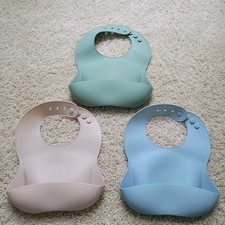 3 Pack Silicone Bibs With Food Catcher Pocket Nuetral Boy