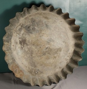 Livestock Feed Pan - 16” Ruffled Bottle Cap - Rusty Galvanized Steel (c)