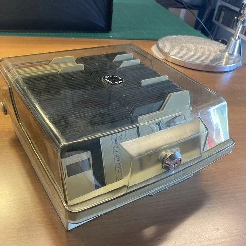 RETROCOMPUTING CONTENITORE PER FLOPPY DISC GIA' FORMATTATI