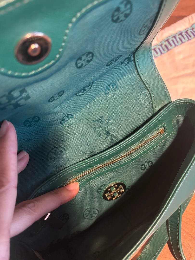 Tory Burch Shoulder Bag Leather Green Women's From Japan thumbnail 24