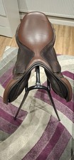 Black Country Solare Jump Saddle 17"