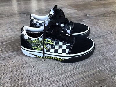 Vans Checkerboard Skate Shoes Youth 12 Black White Suede Green Dinosaur Skating