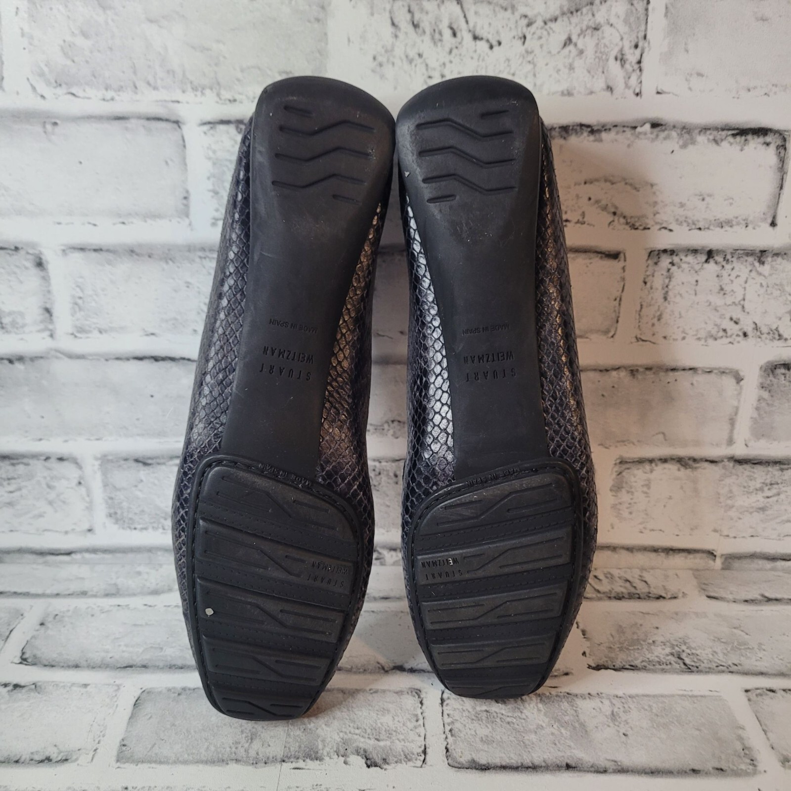 EUC Stuart Weitzman Black Painted Python Loafers … - image 6