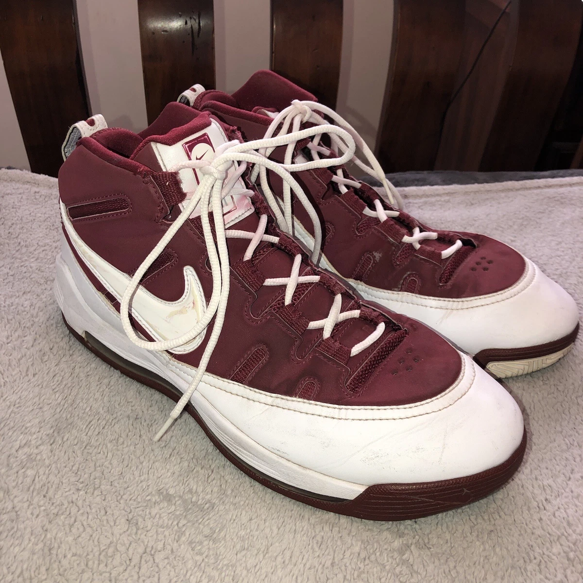 Nike Air Max Elite Basketball Shoes