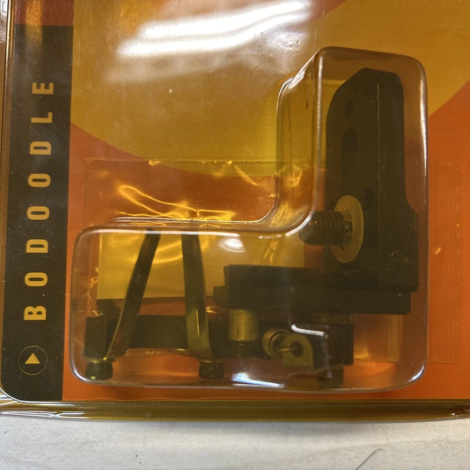 Bodoodle Huntin Buddy Right Handed Arrow Rest - Image 2 of 4