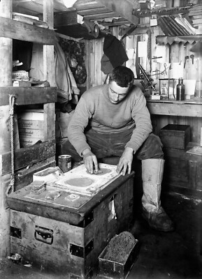 Herbert Ponting - Frank Debenham Grinds Stones Antarctica (1911) - 17''x22'' Print